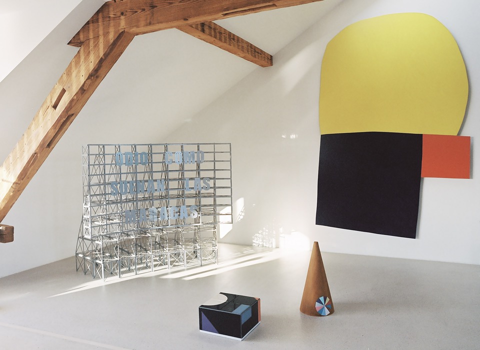 Artworks pictured include: 11 x Untitled, 2019, by Landon Metz (above). Union IV, 2018, by Imi Knoebel; Untitled, 2015 and Untitled, 2014/ 2015 by Claudia Wieser (below).